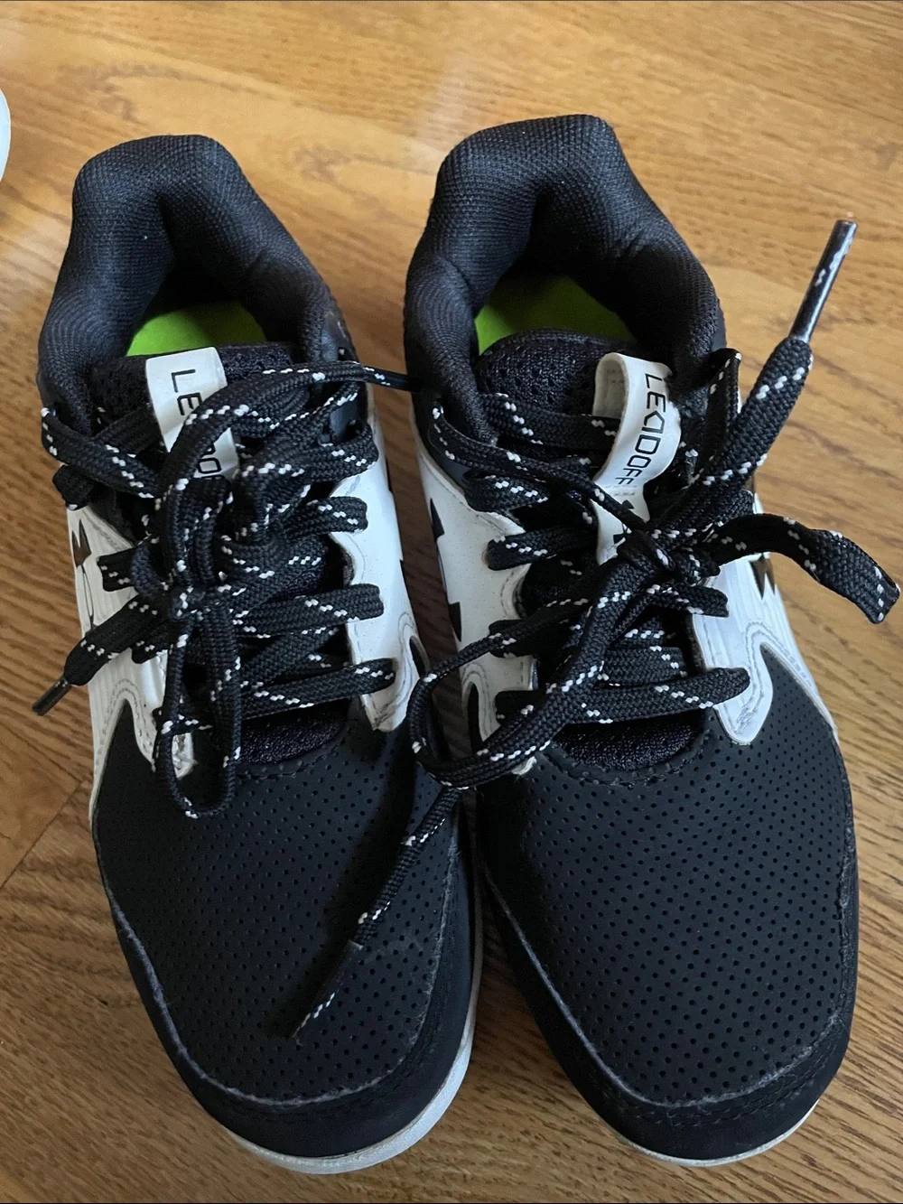 Under Armour Leadoff Low RM Jr. baseball cleats size 13 boys sports shoes